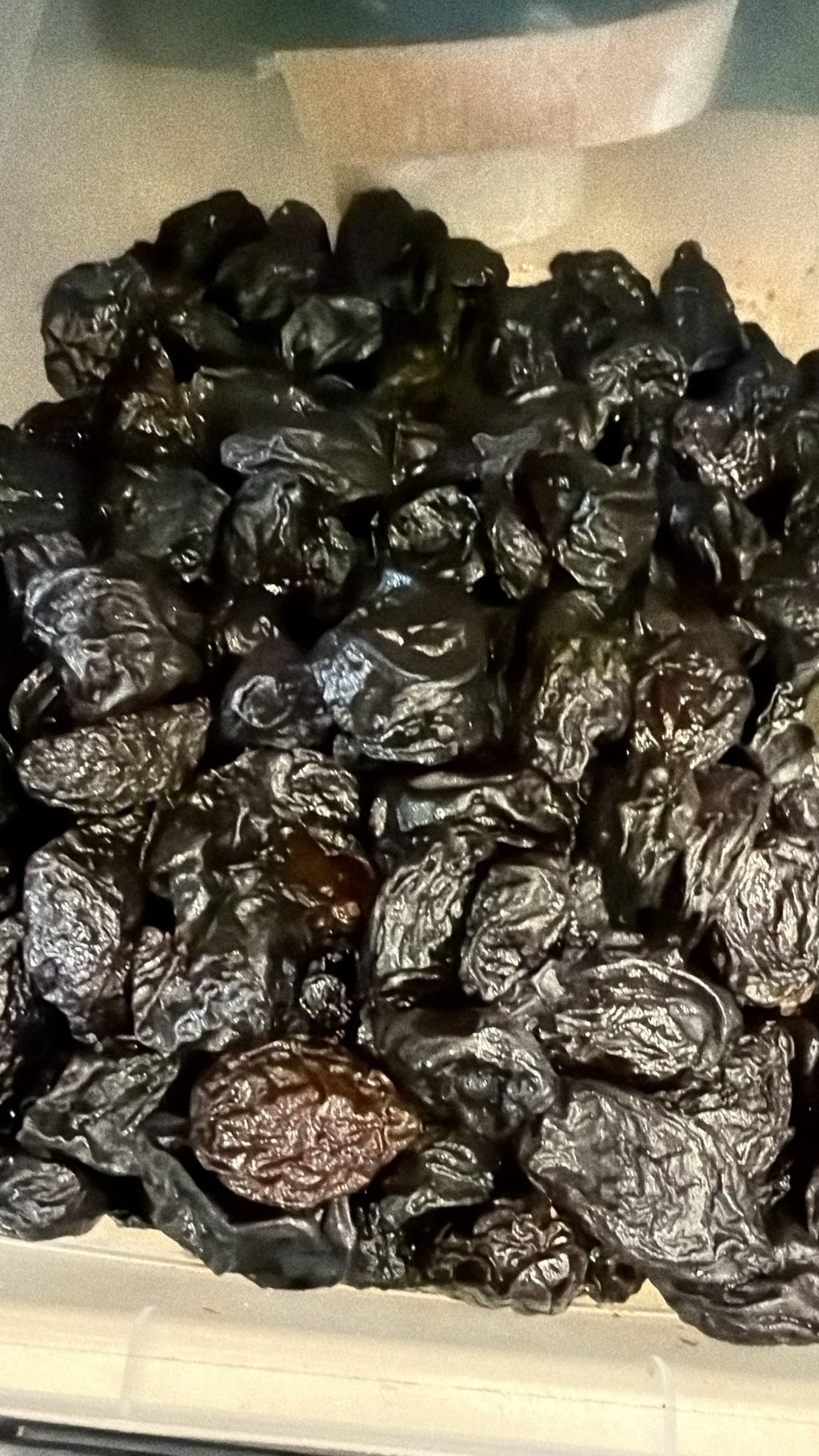 Prugne con nocciole
